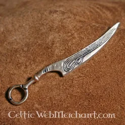 Couteau, Age De Bronze (d'une Tombe De Femme)